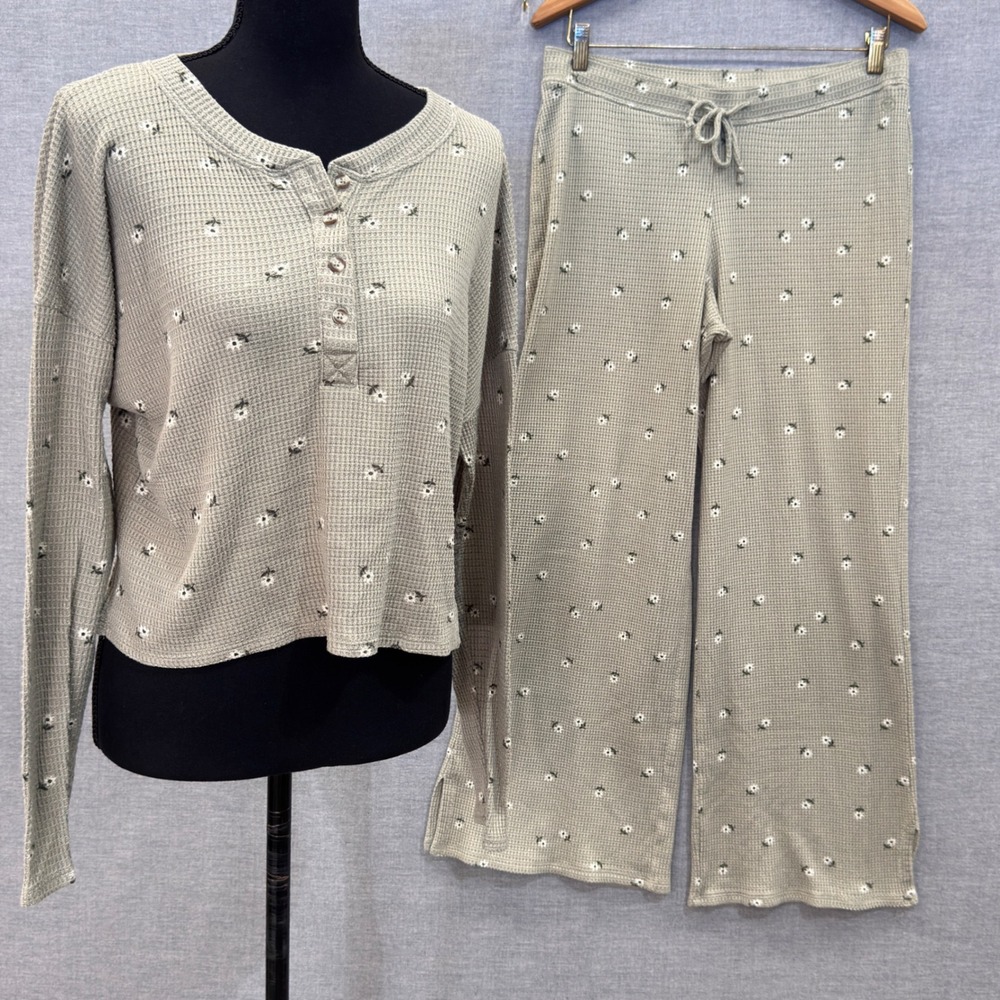 Gilly Hicks Sage Green Floral Waffle Knit Henley Pajama Set Wide Leg Pants M